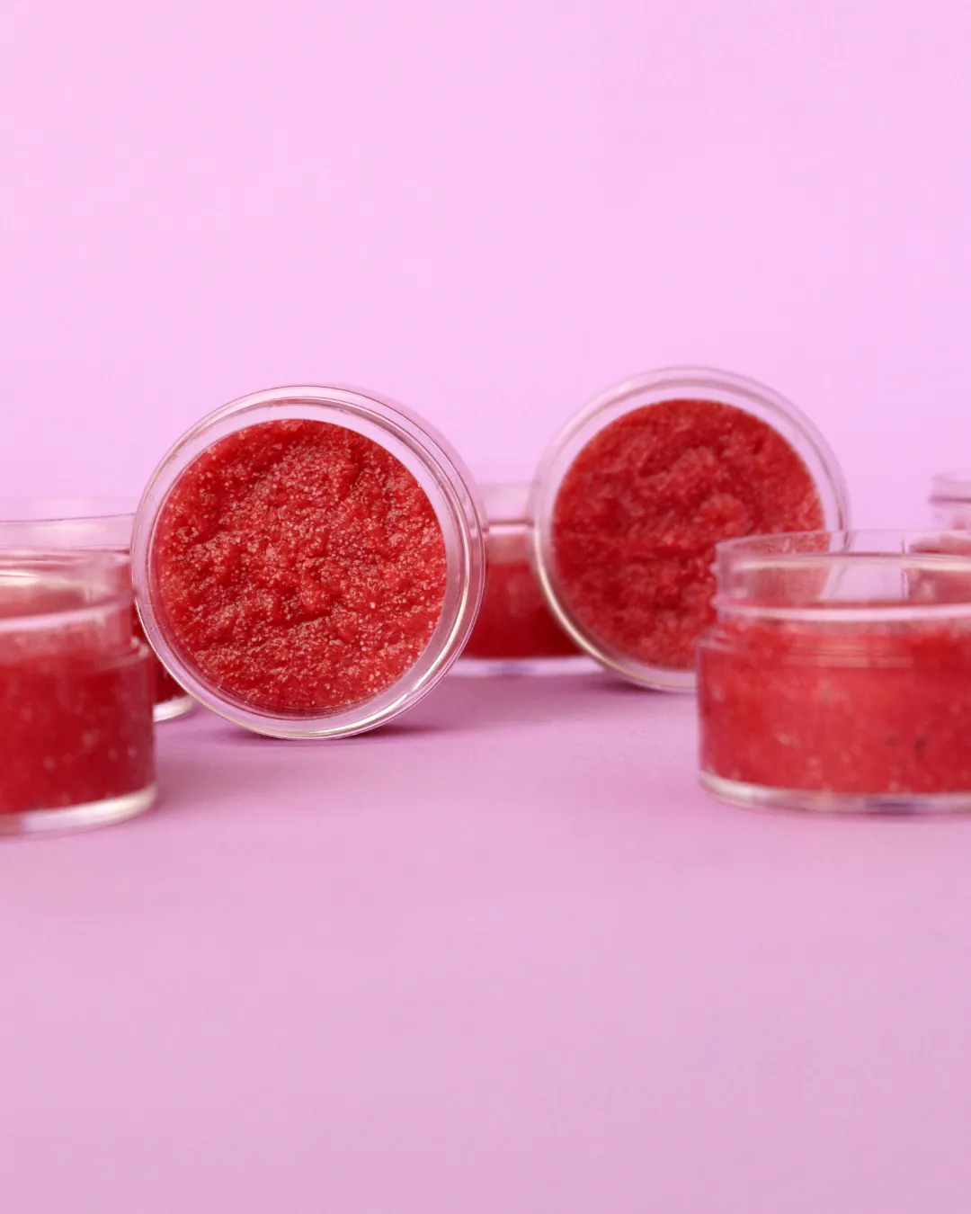 STRAWBERRY LIP SCRUB